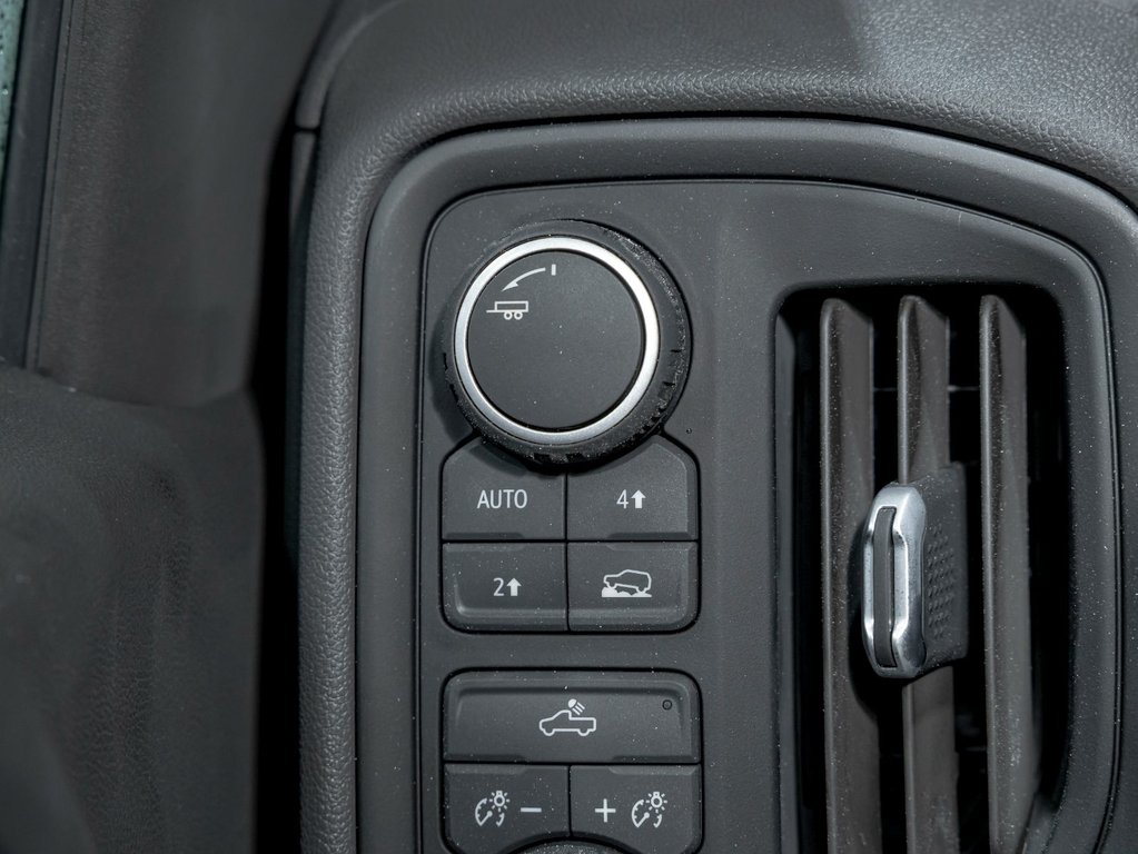 Chevrolet Silverado 1500  2026 à St-Jérôme, Québec - 20 - w1024h768px