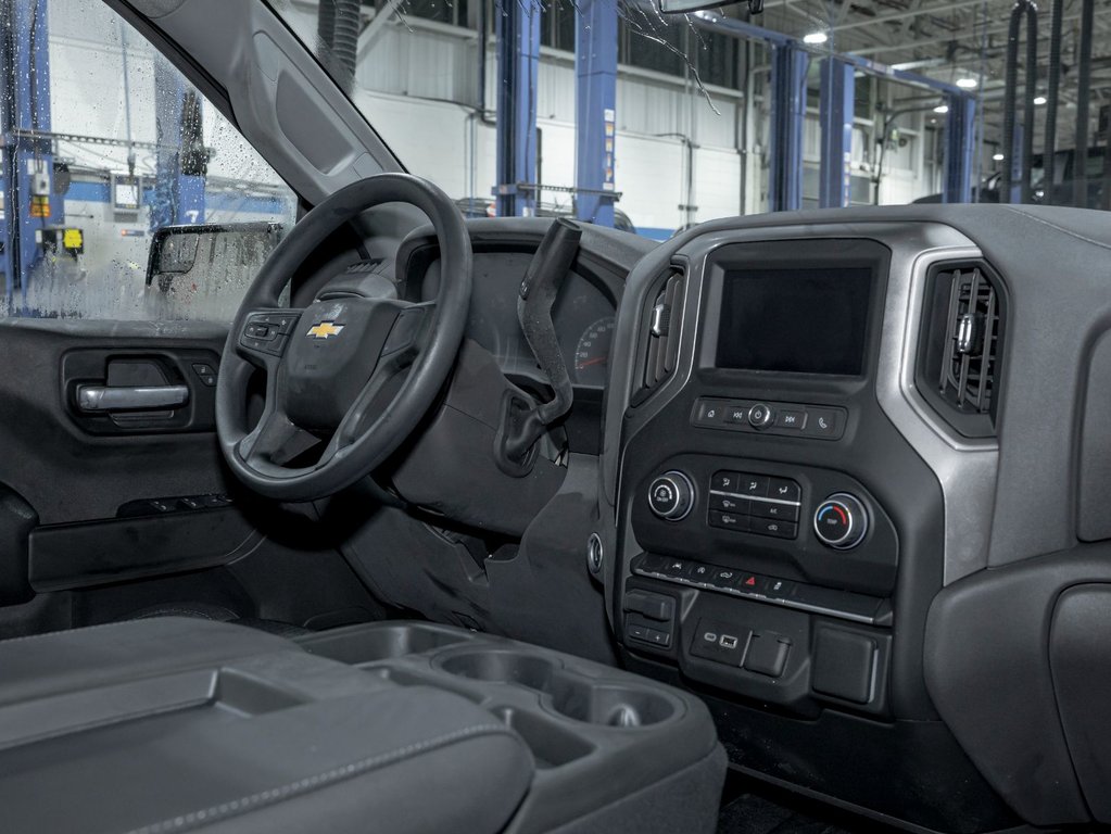 Chevrolet Silverado 1500  2026 à St-Jérôme, Québec - 26 - w1024h768px