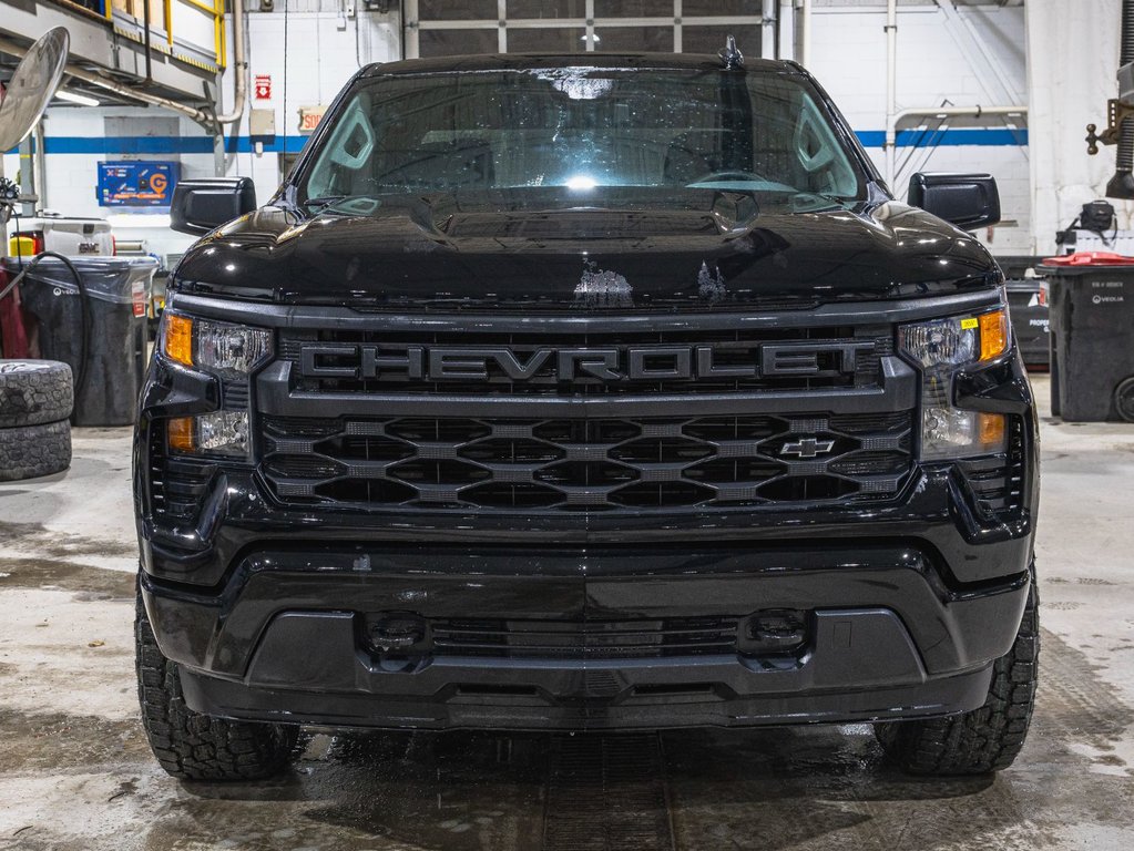 Chevrolet Silverado 1500  2026 à St-Jérôme, Québec - 2 - w1024h768px