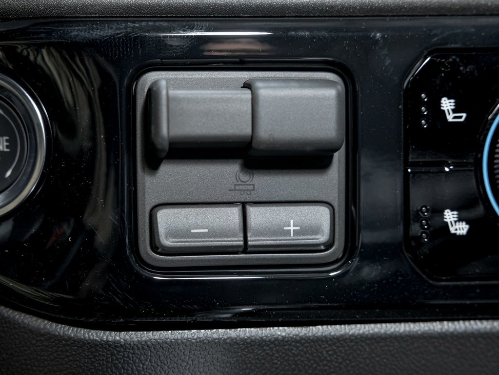 2026 Chevrolet Silverado 1500 in St-Jérôme, Quebec - 26 - w1024h768px