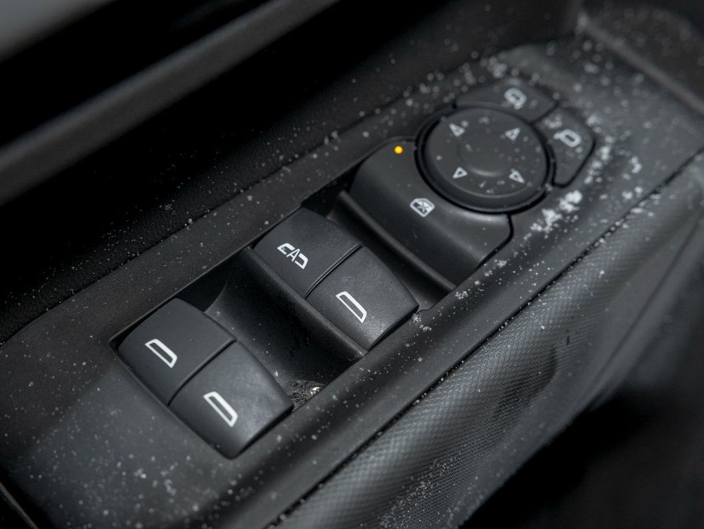 2026 Chevrolet Silverado 1500 in St-Jérôme, Quebec - 24 - w1024h768px