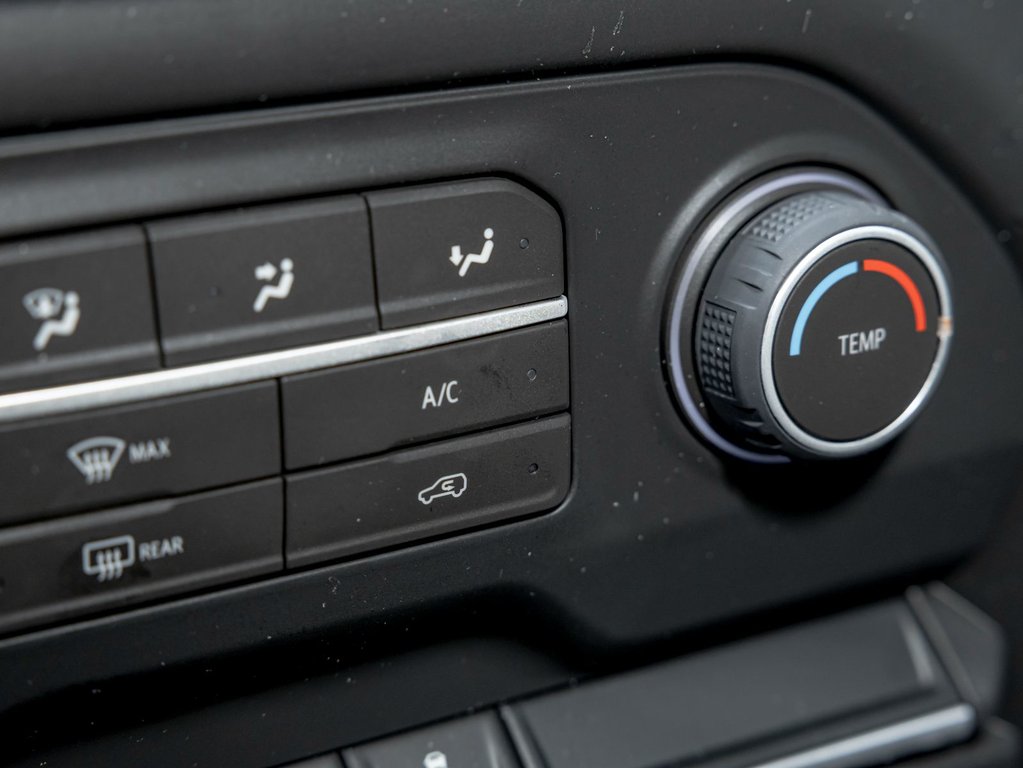 2026 Chevrolet Silverado 1500 in St-Jérôme, Quebec - 19 - w1024h768px