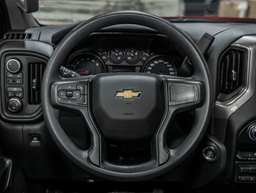 2026 Chevrolet Silverado 1500 in St-Jérôme, Quebec - 12 - w1024h768px