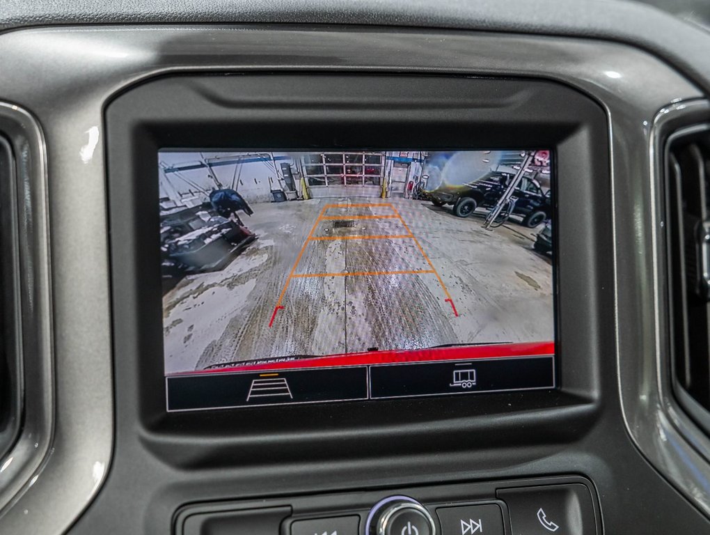 2026 Chevrolet Silverado 1500 in St-Jérôme, Quebec - 16 - w1024h768px