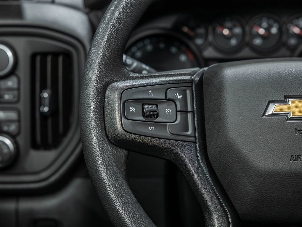 2026 Chevrolet Silverado 1500 in St-Jérôme, Quebec - 13 - w1024h768px