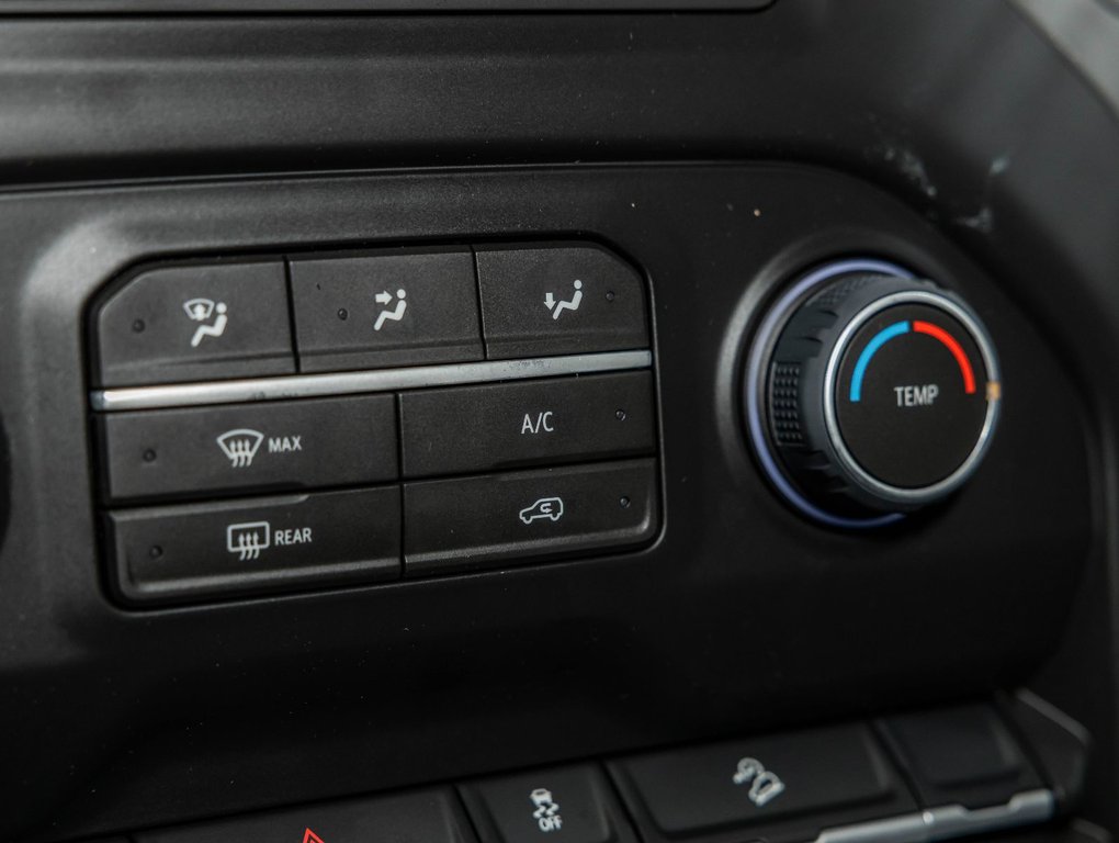 Chevrolet Silverado 1500  2026 à St-Jérôme, Québec - 19 - w1024h768px