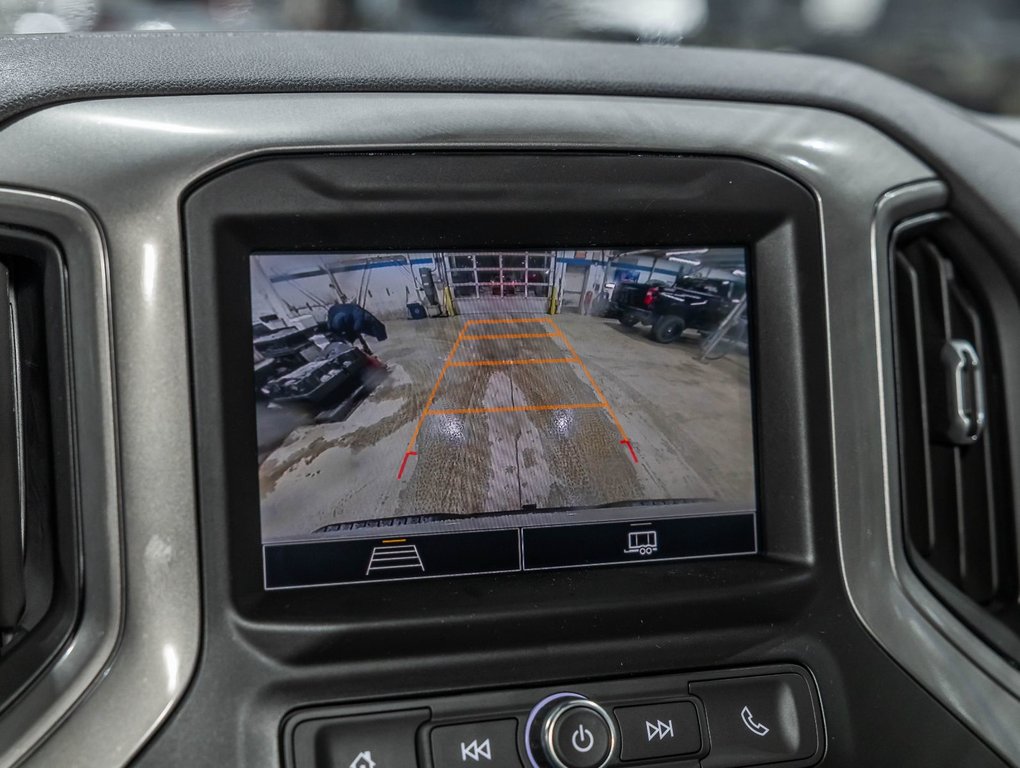 Chevrolet Silverado 1500  2026 à St-Jérôme, Québec - 16 - w1024h768px