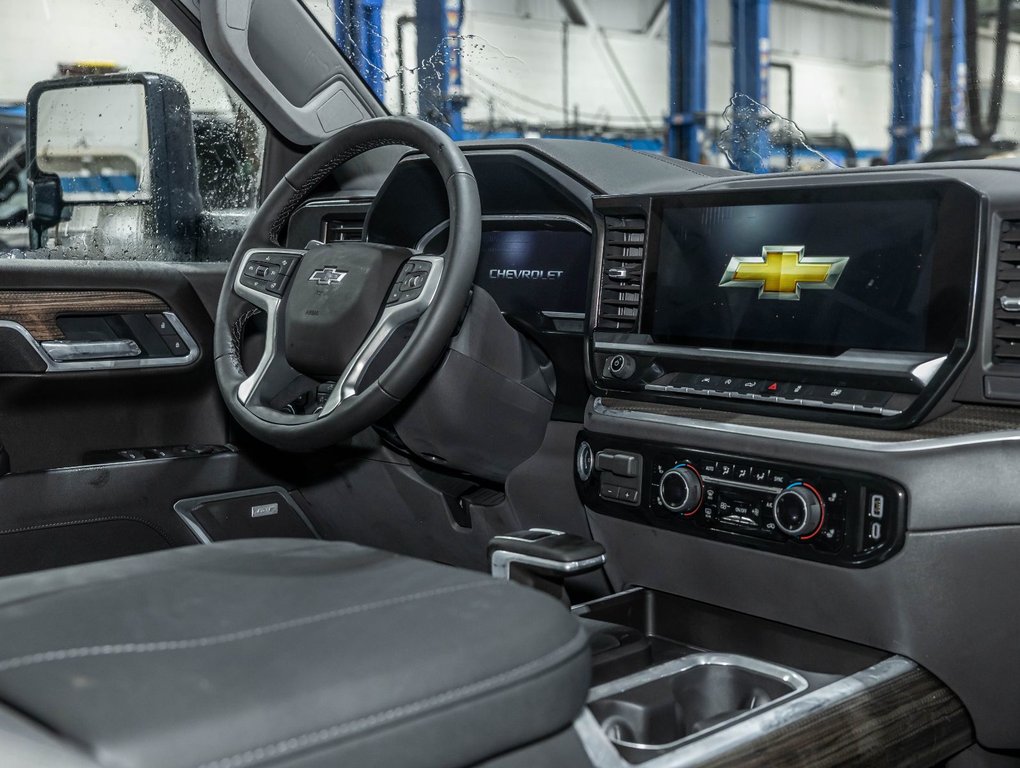 2026 Chevrolet Silverado 1500 in St-Jérôme, Quebec - 30 - w1024h768px
