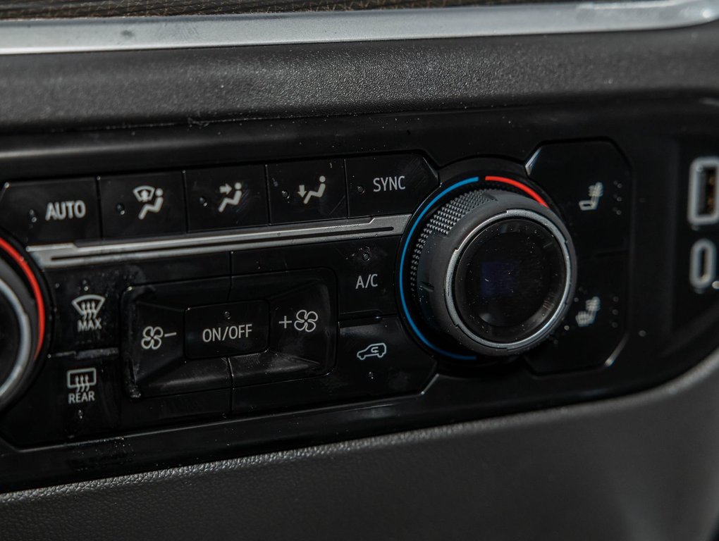 2026 Chevrolet Silverado 1500 in St-Jérôme, Quebec - 23 - w1024h768px