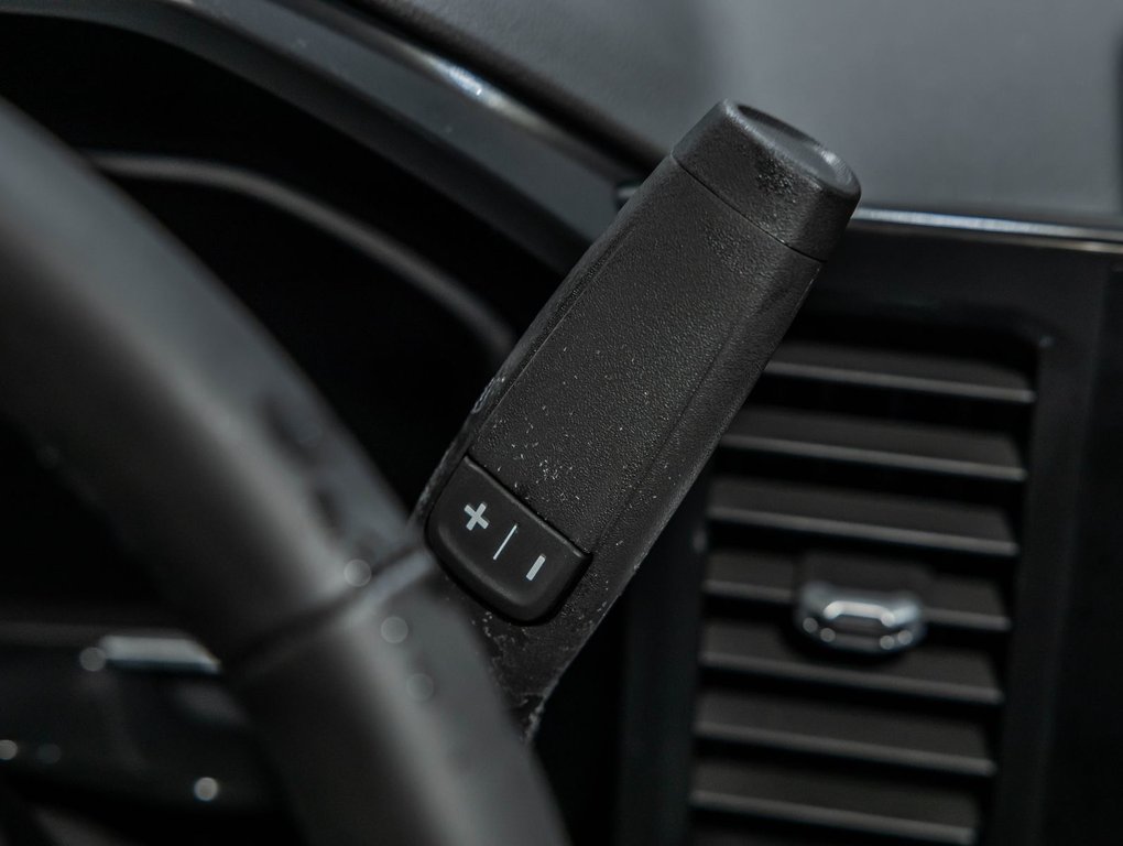 Chevrolet Silverado 1500  2026 à St-Jérôme, Québec - 17 - w1024h768px