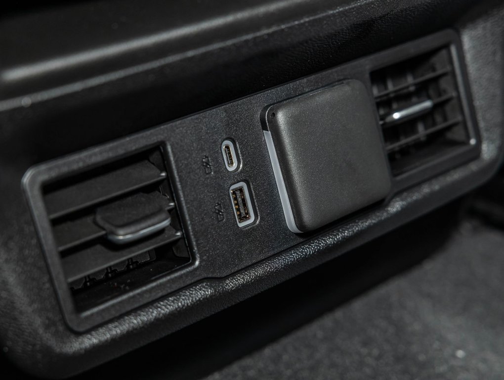 Chevrolet Silverado 1500  2026 à St-Jérôme, Québec - 33 - w1024h768px