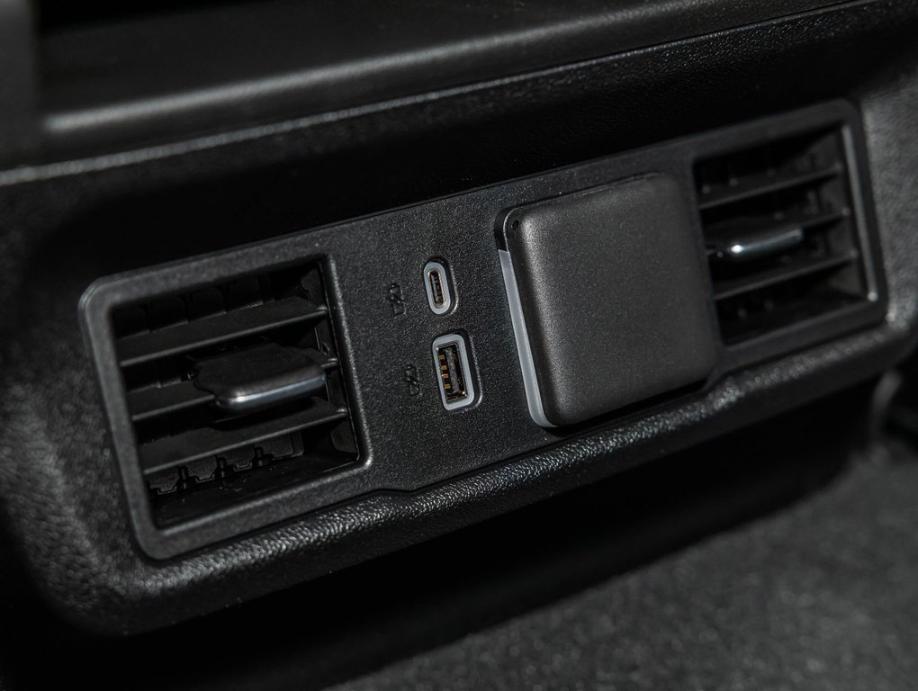 Chevrolet Silverado 1500  2026 à St-Jérôme, Québec - 33 - w1024h768px