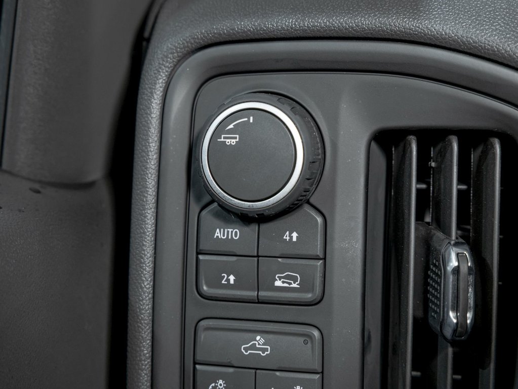 2026 Chevrolet Silverado 1500 in St-Jérôme, Quebec - 20 - w1024h768px