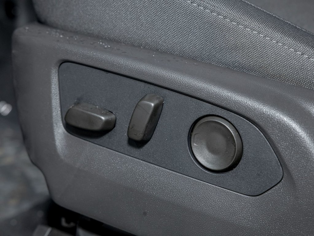 2026 Chevrolet Silverado 1500 in St-Jérôme, Quebec - 23 - w1024h768px