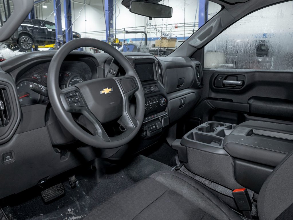 Chevrolet Silverado 1500  2026 à St-Jérôme, Québec - 11 - w1024h768px