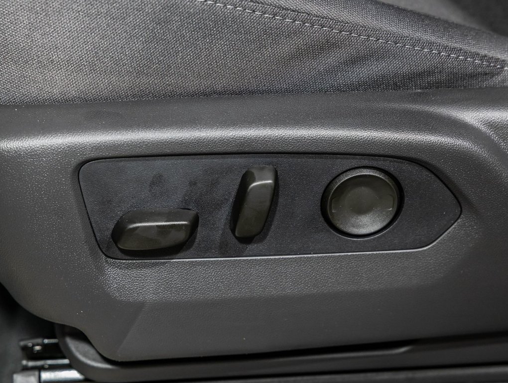 Chevrolet Silverado 1500  2026 à St-Jérôme, Québec - 27 - w1024h768px