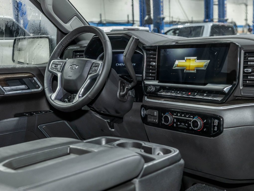Chevrolet Silverado 1500  2026 à St-Jérôme, Québec - 31 - w1024h768px