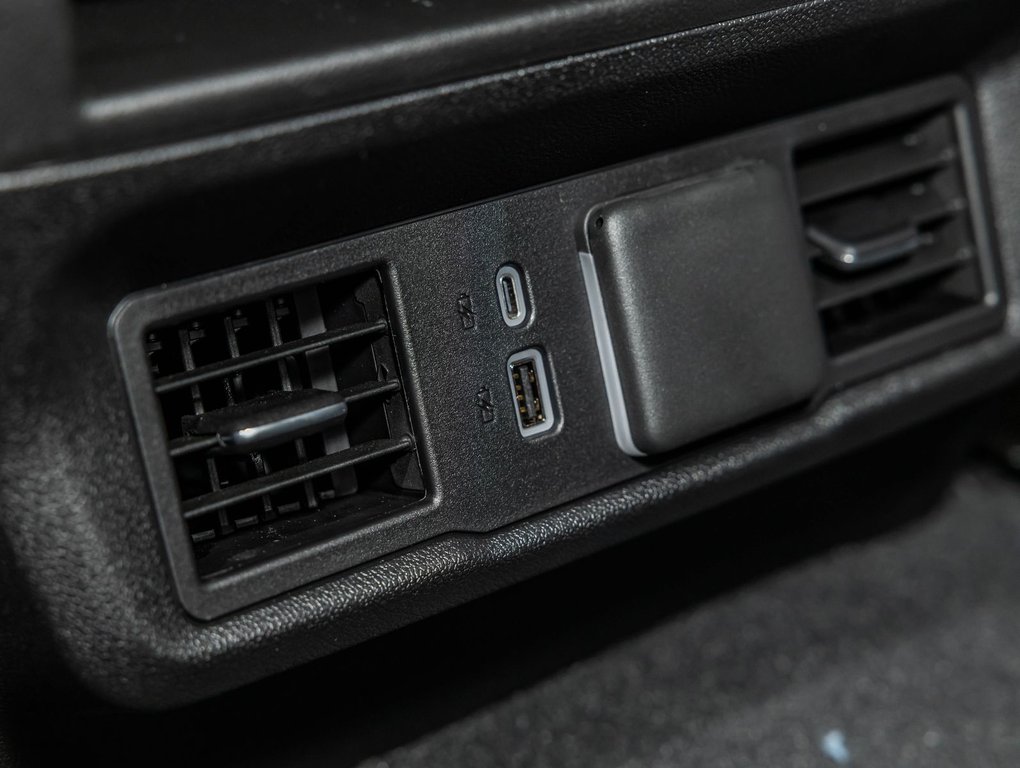 Chevrolet Silverado 1500  2026 à St-Jérôme, Québec - 33 - w1024h768px