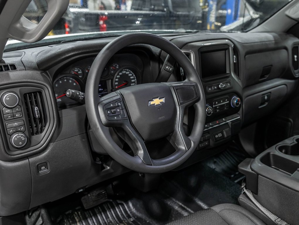 Chevrolet Silverado 1500  2026 à St-Jérôme, Québec - 11 - w1024h768px