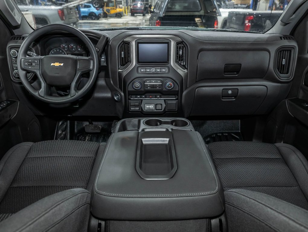 Chevrolet Silverado 1500  2026 à St-Jérôme, Québec - 4 - w1024h768px