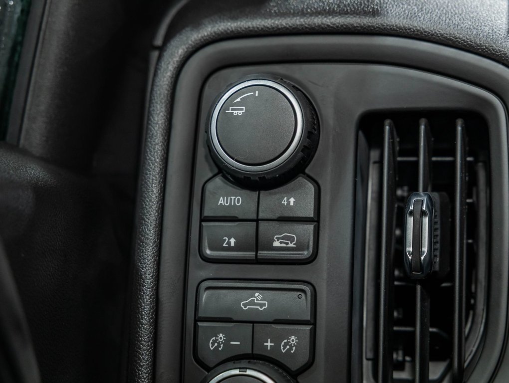 Chevrolet Silverado 1500  2026 à St-Jérôme, Québec - 22 - w1024h768px