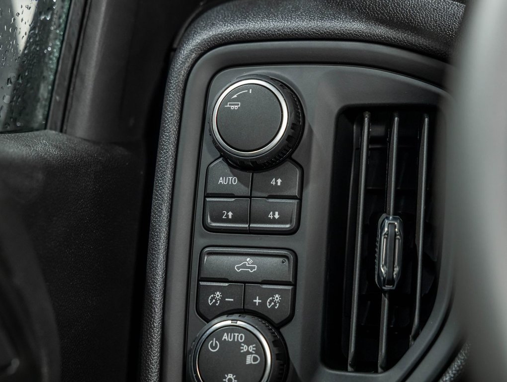 Chevrolet Silverado 1500  2026 à St-Jérôme, Québec - 20 - w1024h768px