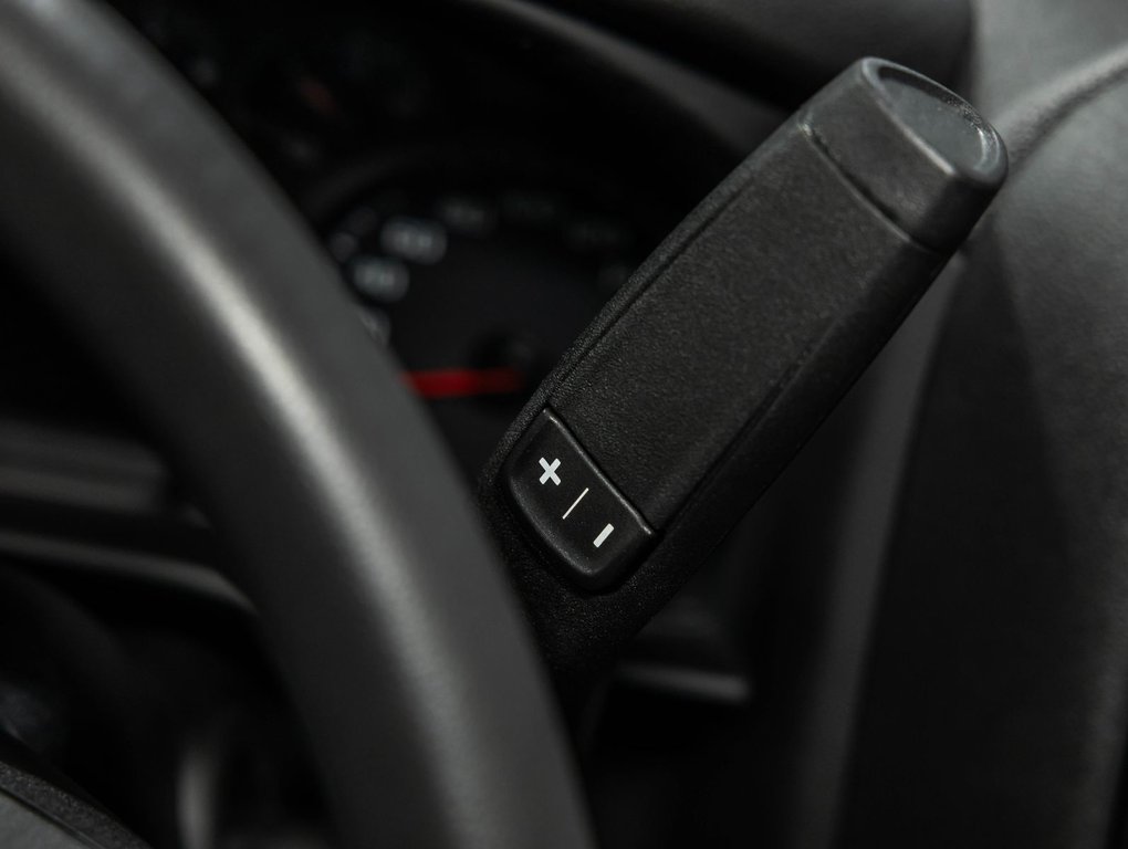 Chevrolet Silverado 1500  2026 à St-Jérôme, Québec - 13 - w1024h768px