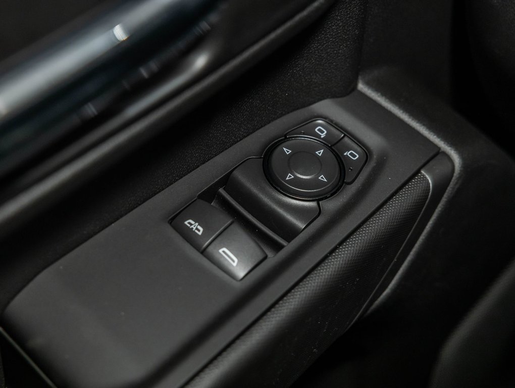 Chevrolet Silverado 1500  2026 à St-Jérôme, Québec - 23 - w1024h768px