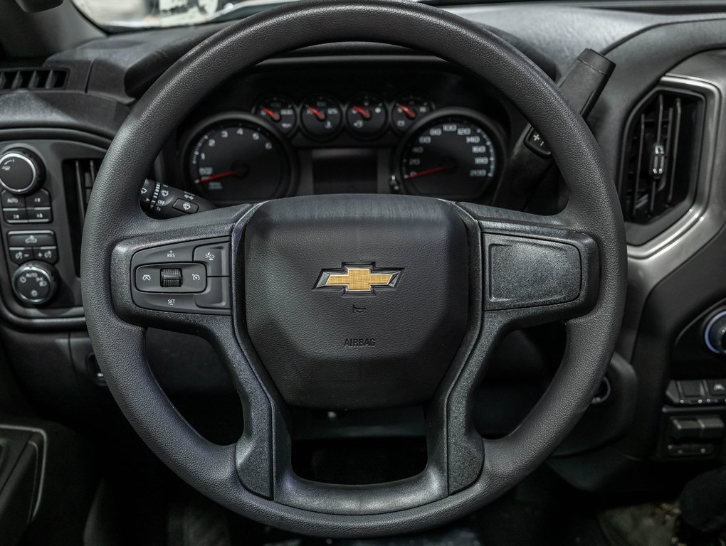 Chevrolet Silverado 1500  2026 à St-Jérôme, Québec - 11 - w1024h768px
