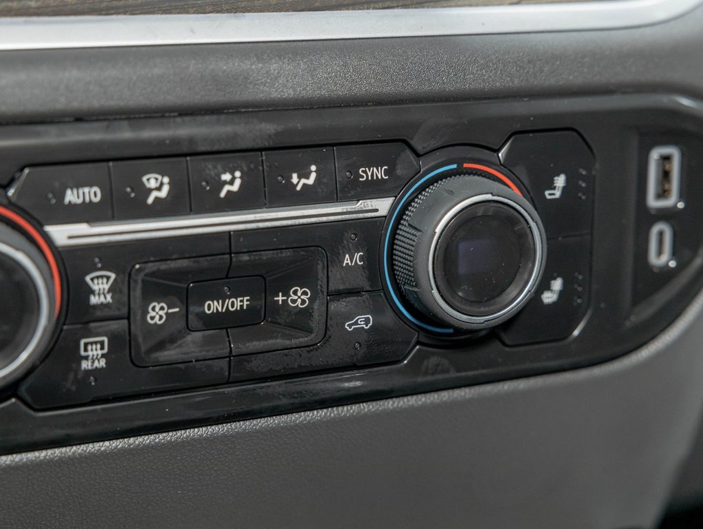 2026 Chevrolet Silverado 1500 in St-Jérôme, Quebec - 23 - w1024h768px