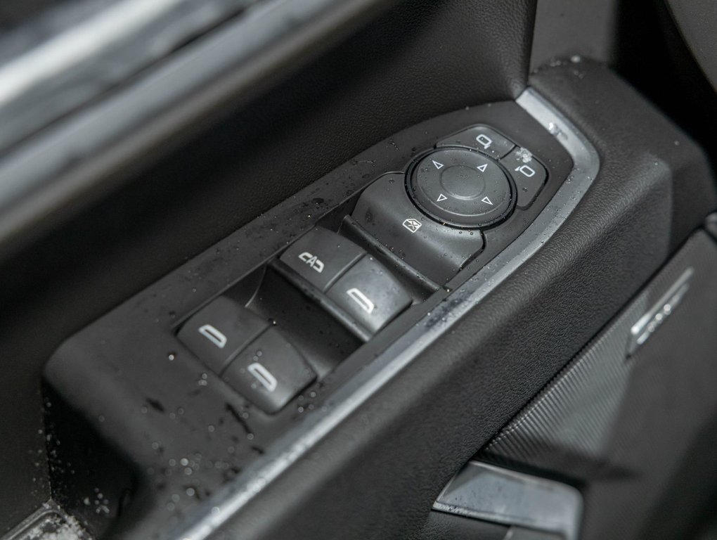 2026 Chevrolet Silverado 1500 in St-Jérôme, Quebec - 27 - w1024h768px