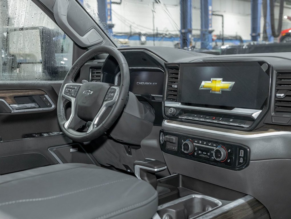 2026 Chevrolet Silverado 1500 in St-Jérôme, Quebec - 30 - w1024h768px