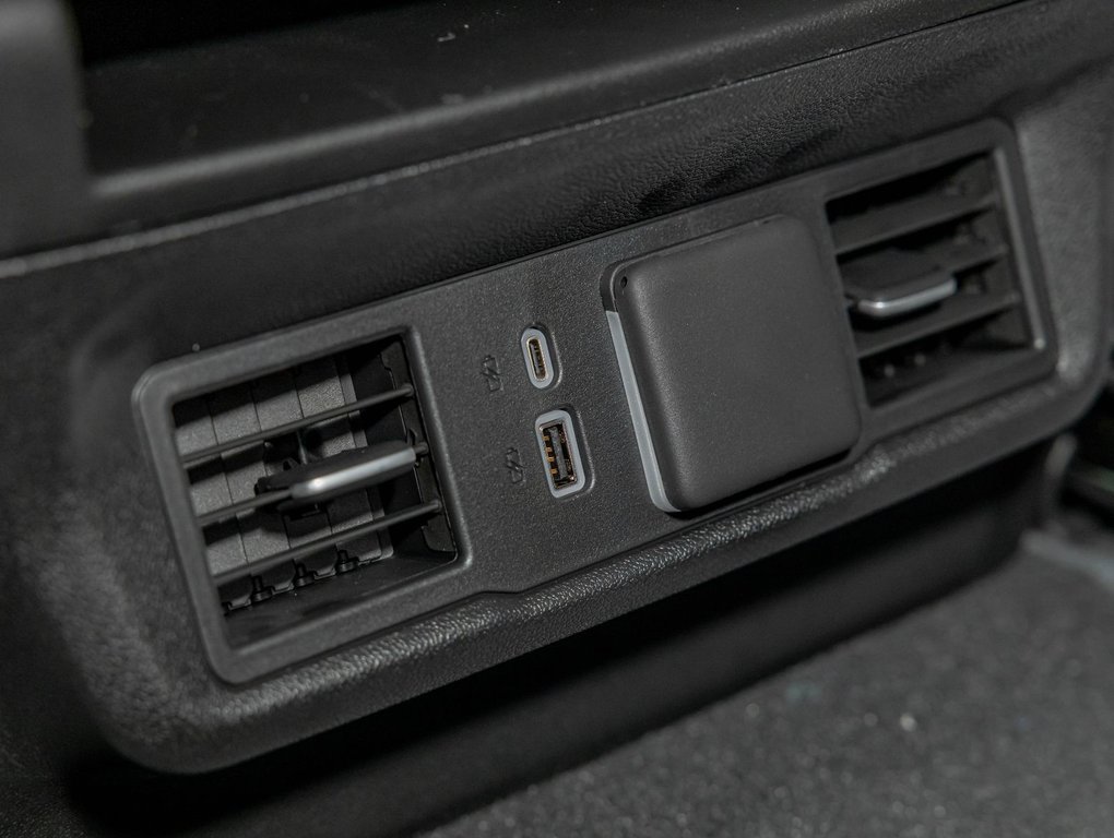 Chevrolet Silverado 1500  2026 à St-Jérôme, Québec - 33 - w1024h768px