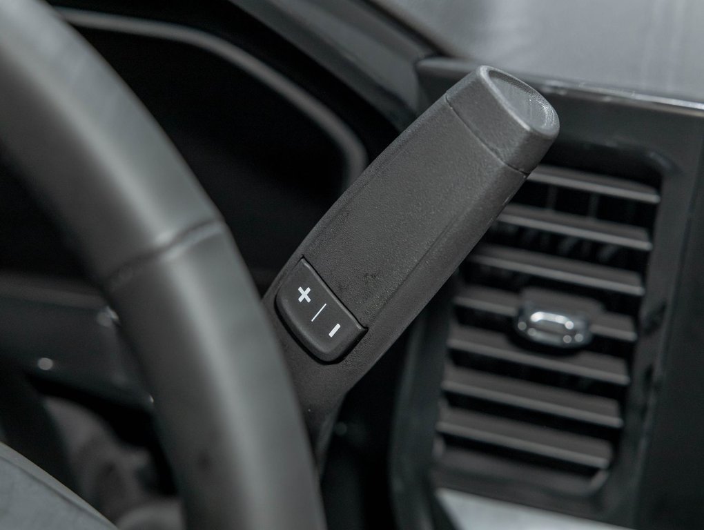 Chevrolet Silverado 1500  2026 à St-Jérôme, Québec - 17 - w1024h768px