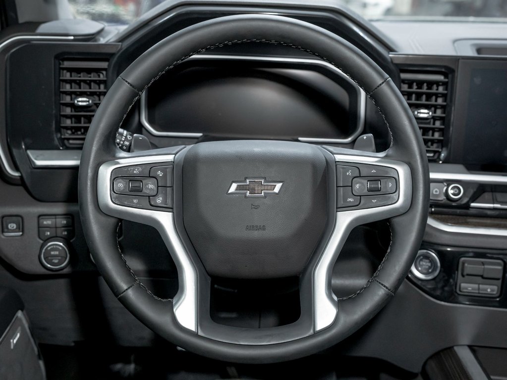 Chevrolet Silverado 1500  2026 à St-Jérôme, Québec - 13 - w1024h768px