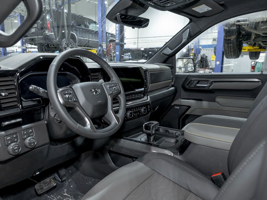 Chevrolet Silverado 1500  2026 à St-Jérôme, Québec - 12 - w1024h768px