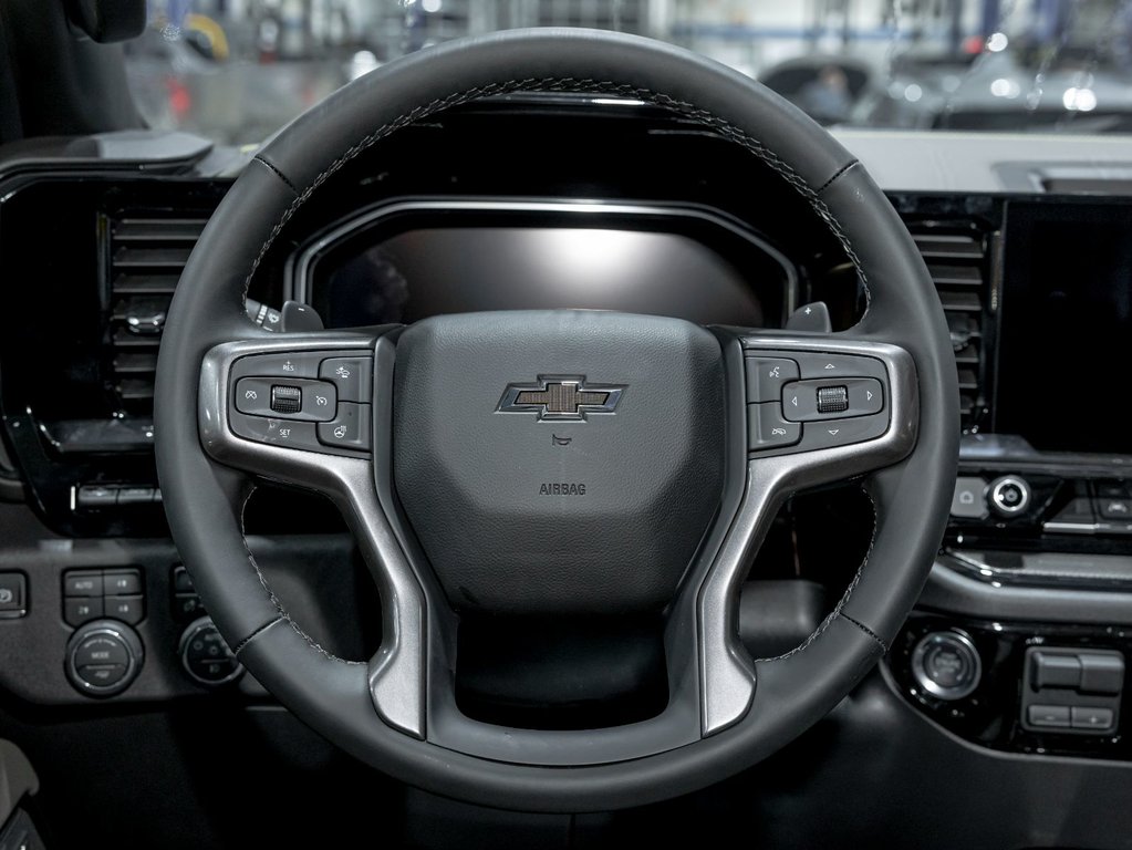 Chevrolet Silverado 1500  2026 à St-Jérôme, Québec - 13 - w1024h768px