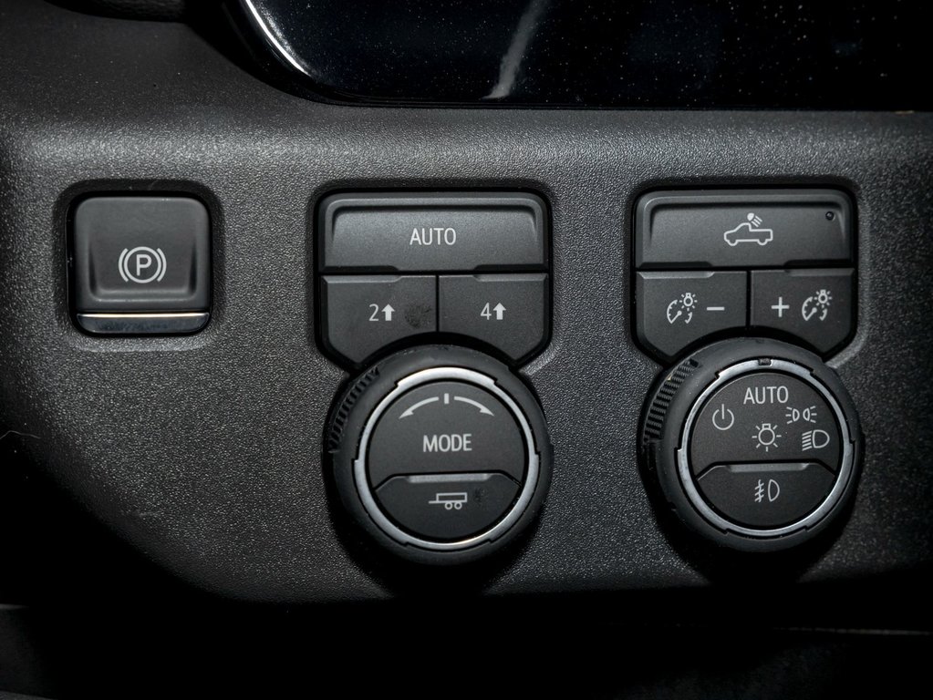 2026 Chevrolet Silverado 1500 in St-Jérôme, Quebec - 24 - w1024h768px