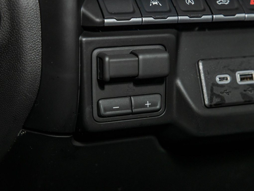 Chevrolet Silverado 1500  2026 à St-Jérôme, Québec - 23 - w1024h768px