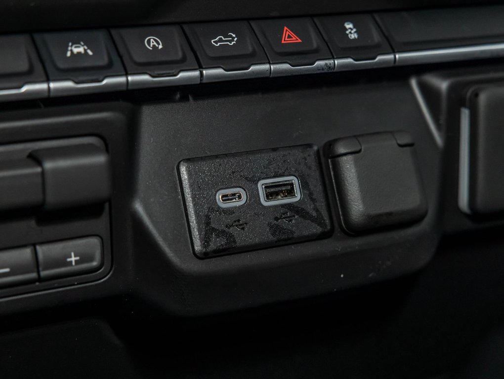 Chevrolet Silverado 1500  2026 à St-Jérôme, Québec - 26 - w1024h768px