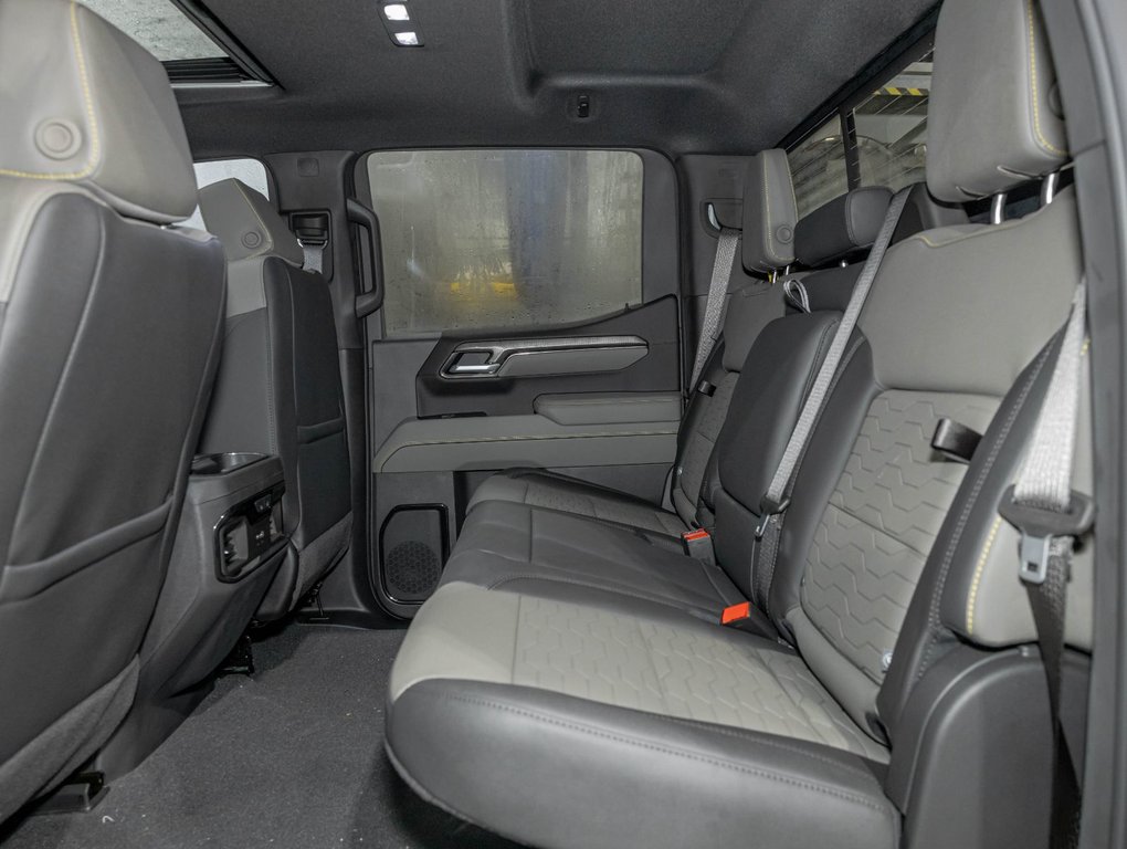 Chevrolet Silverado 1500  2026 à St-Jérôme, Québec - 32 - w1024h768px