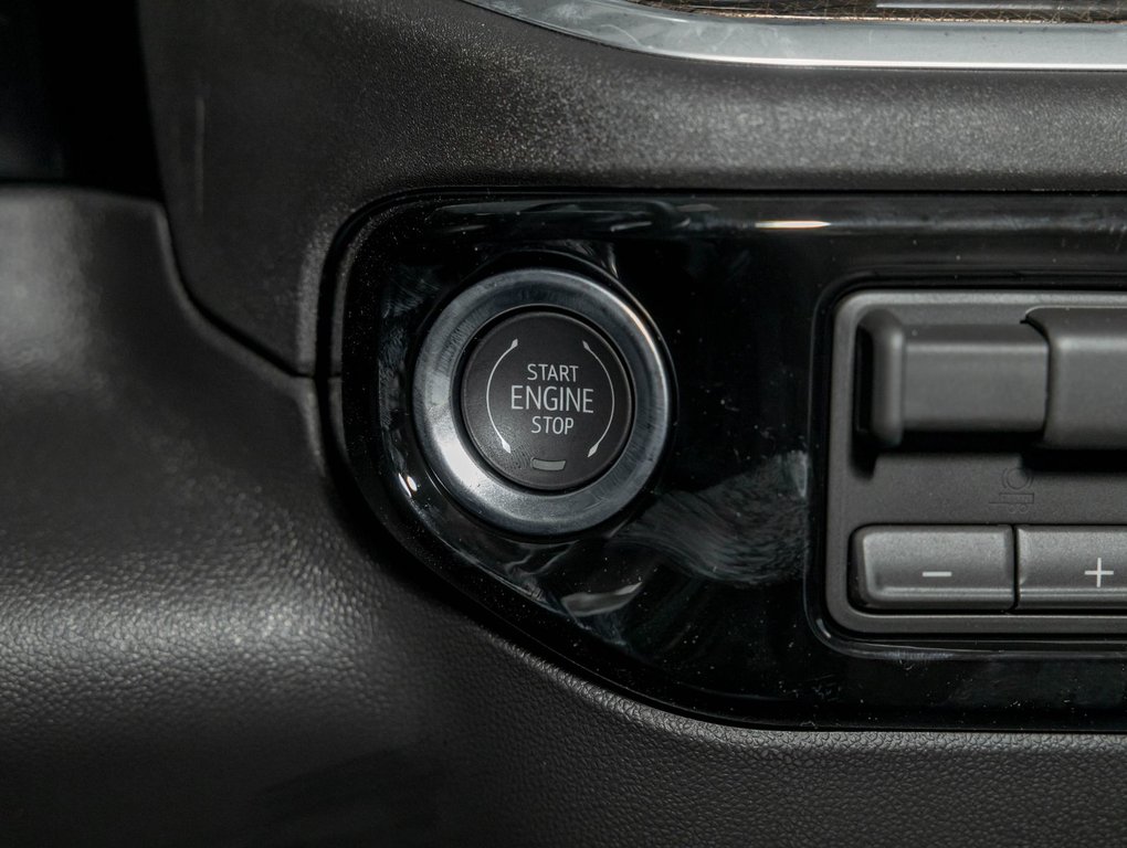 2026 Chevrolet Silverado 1500 in St-Jérôme, Quebec - 22 - w1024h768px