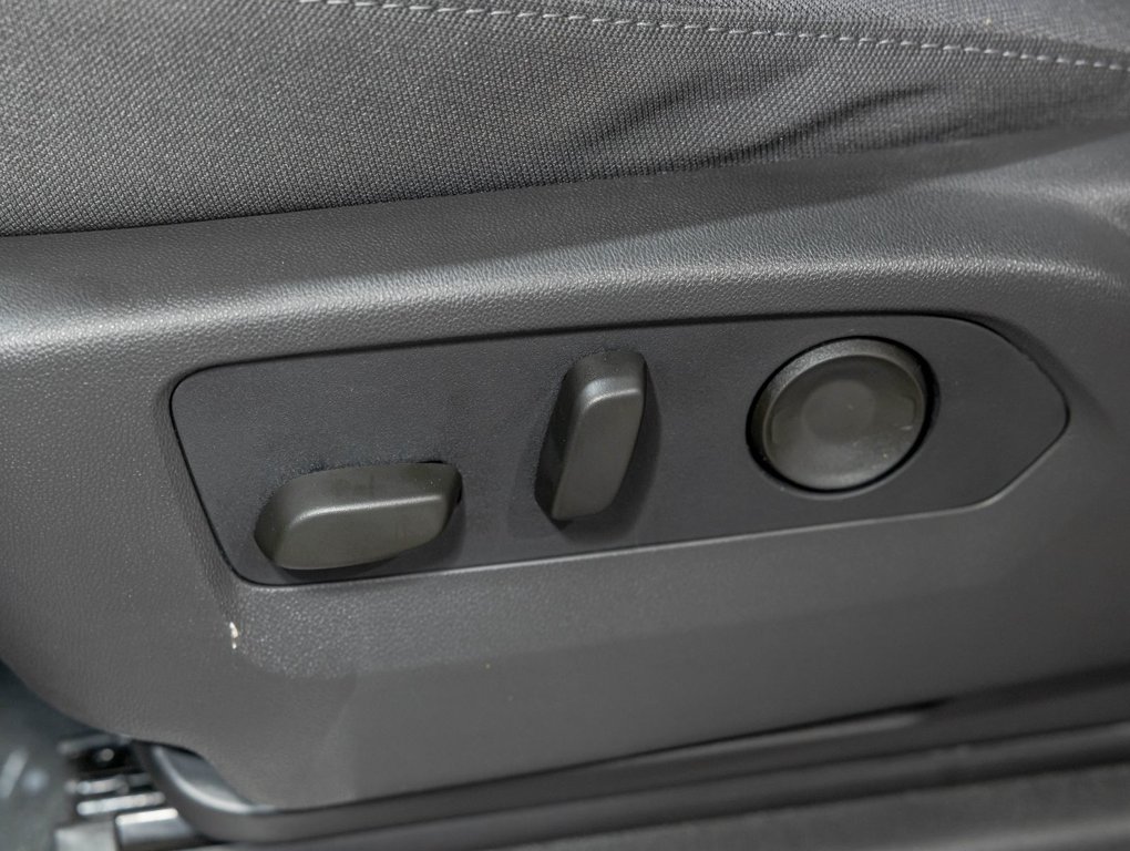 2026 Chevrolet Silverado 1500 in St-Jérôme, Quebec - 27 - w1024h768px