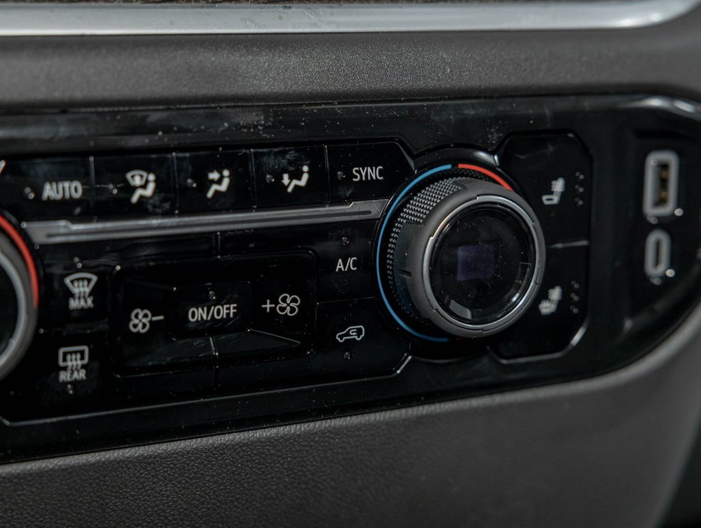 2026 Chevrolet Silverado 1500 in St-Jérôme, Quebec - 24 - w1024h768px