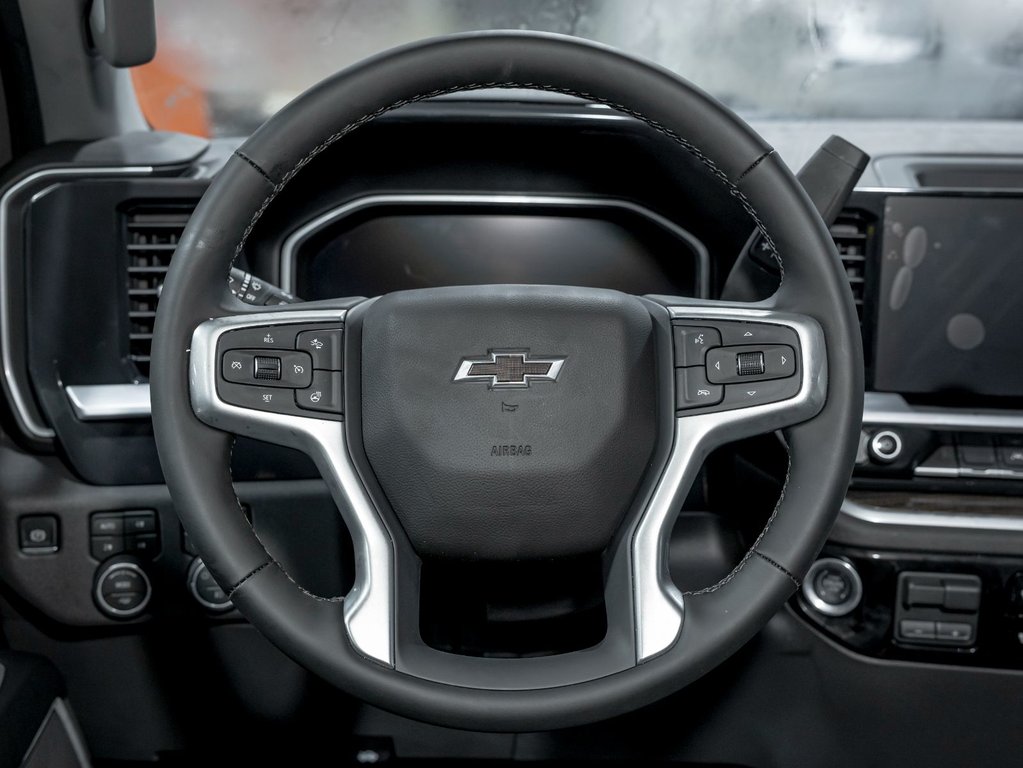 Chevrolet Silverado 1500  2026 à St-Jérôme, Québec - 13 - w1024h768px