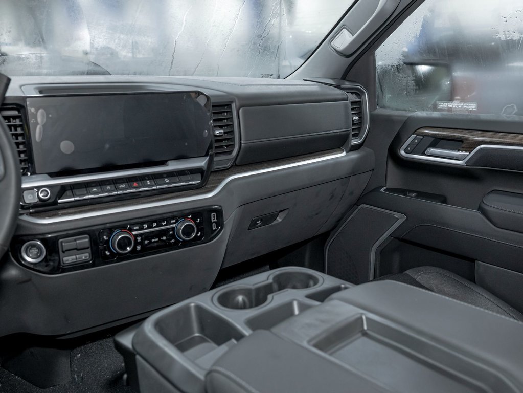 Chevrolet Silverado 1500  2026 à St-Jérôme, Québec - 20 - w1024h768px