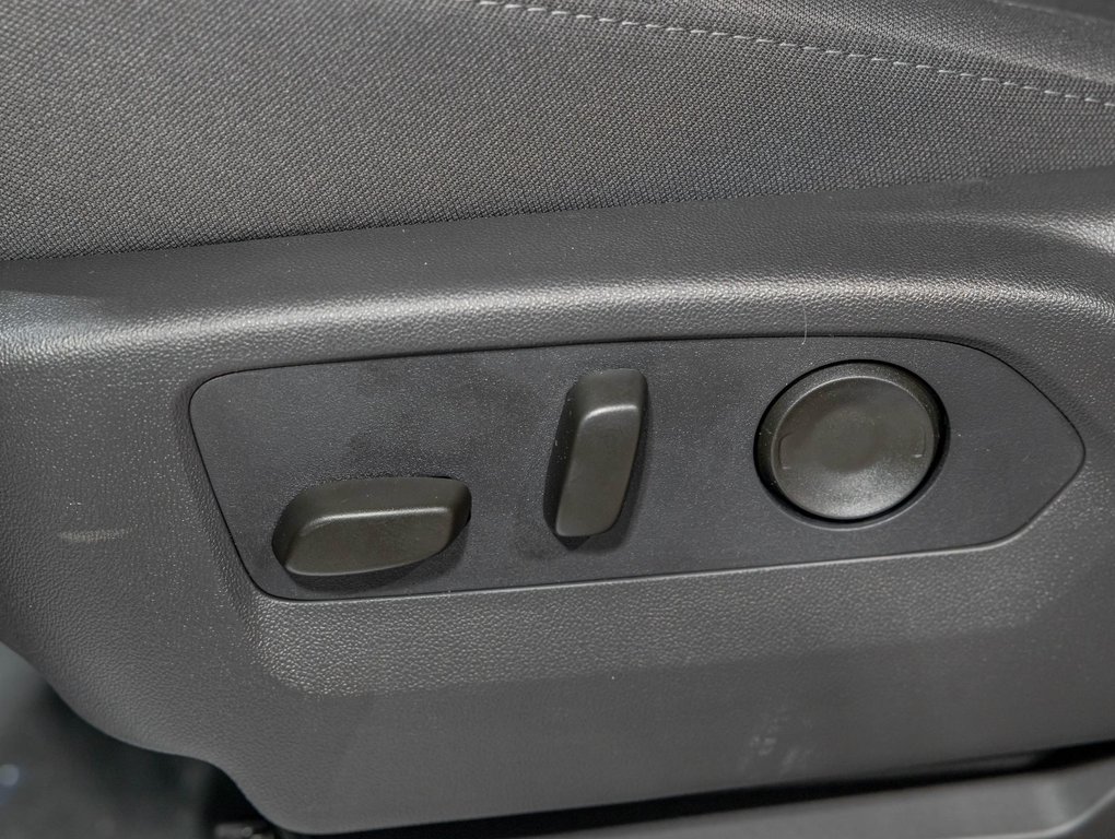 Chevrolet Silverado 1500  2026 à St-Jérôme, Québec - 27 - w1024h768px