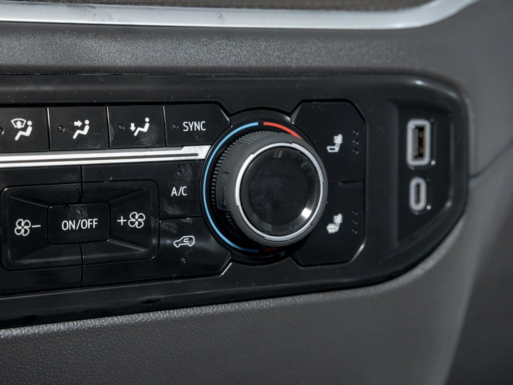 2026 Chevrolet Silverado 1500 in St-Jérôme, Quebec - 23 - w1024h768px