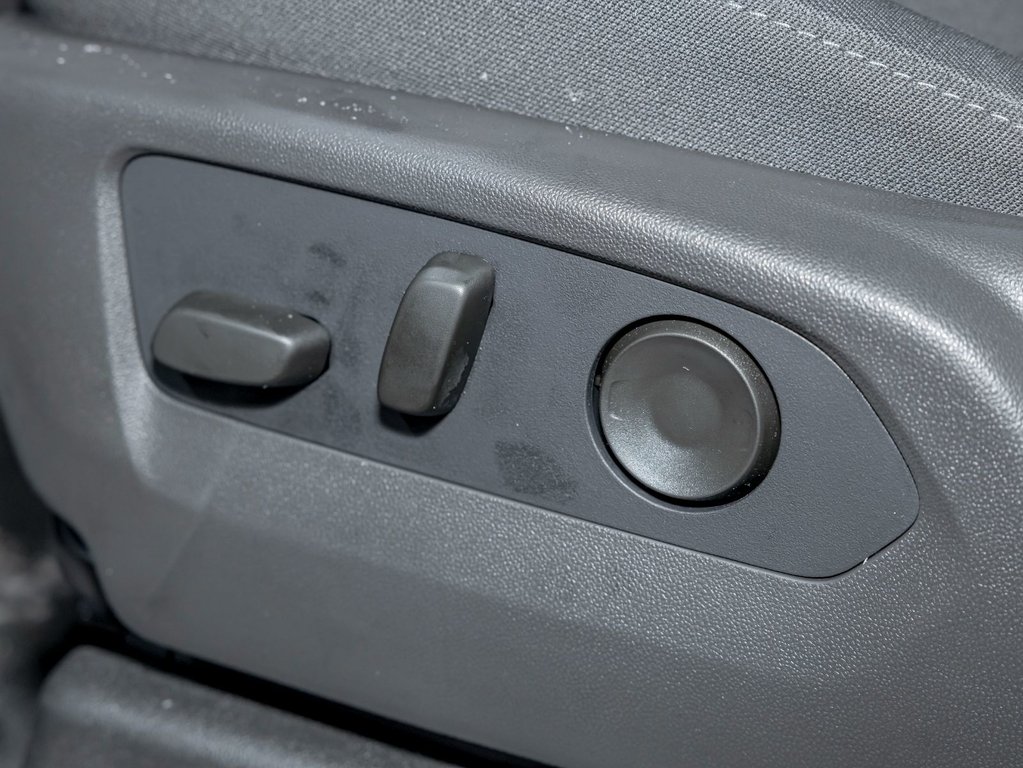 2026 Chevrolet Silverado 1500 in St-Jérôme, Quebec - 26 - w1024h768px