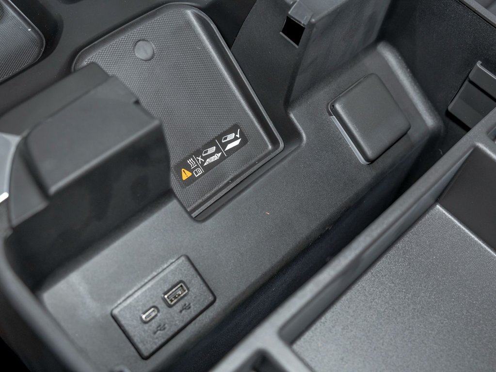 2026 Chevrolet Silverado 1500 in St-Jérôme, Quebec - 29 - w1024h768px